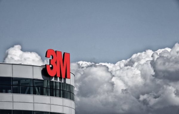 Portrait de 3M