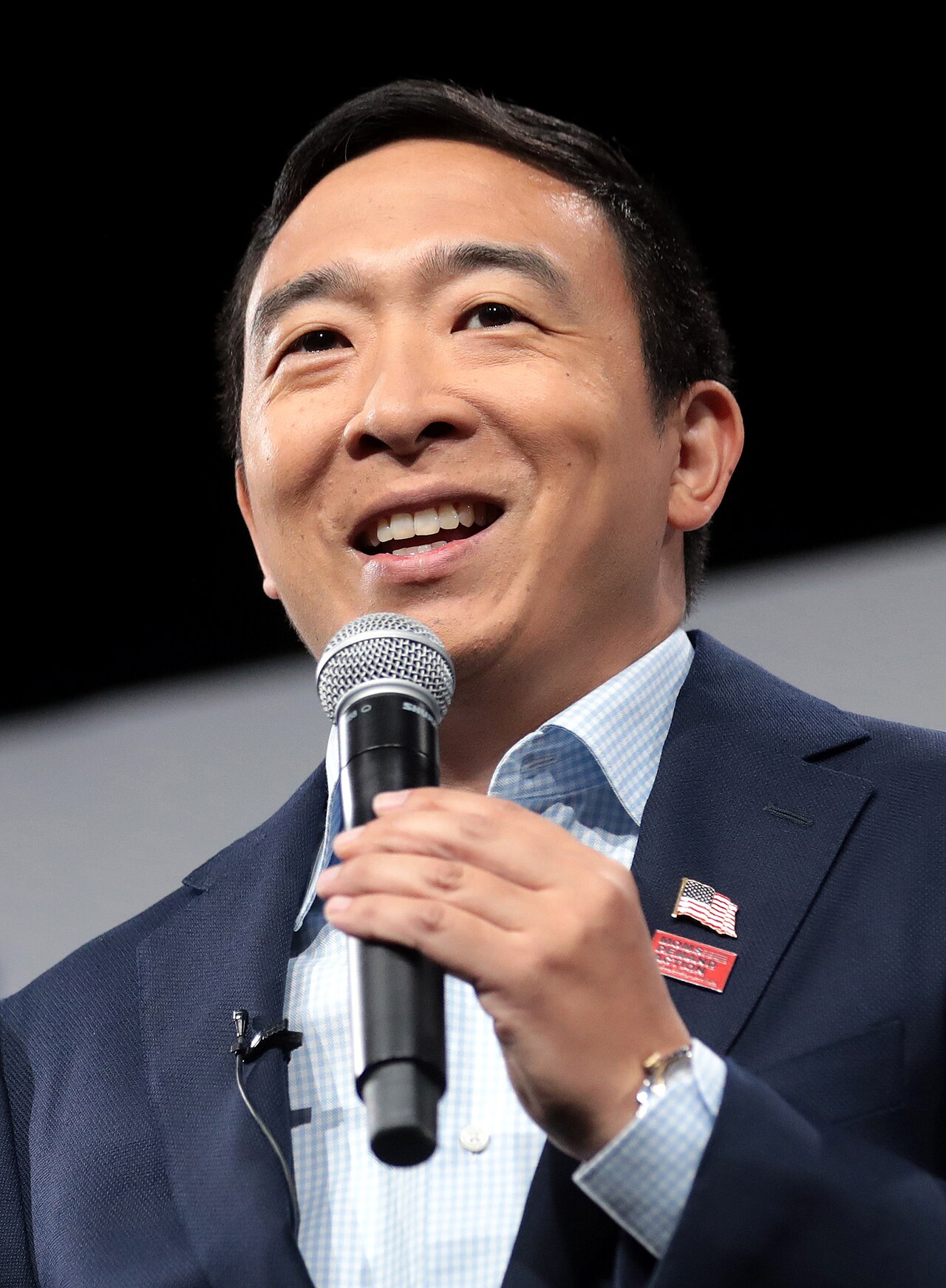 Portrait of Andrew Yang