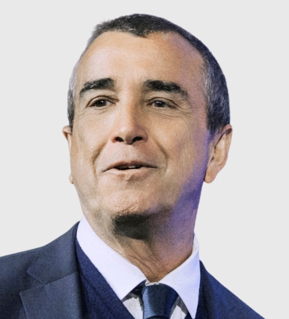 Portrait of Arnaud Lagardère