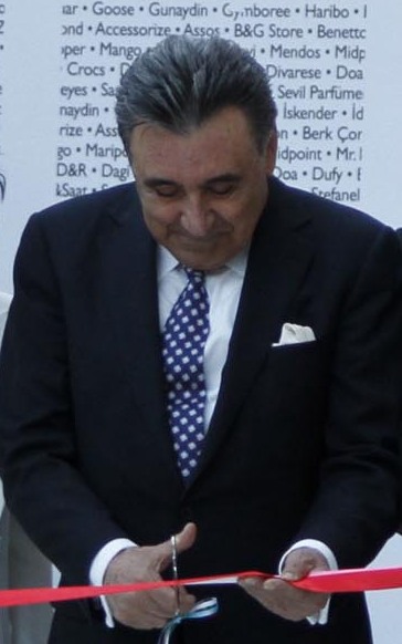 Portrait de Aydın Doğan