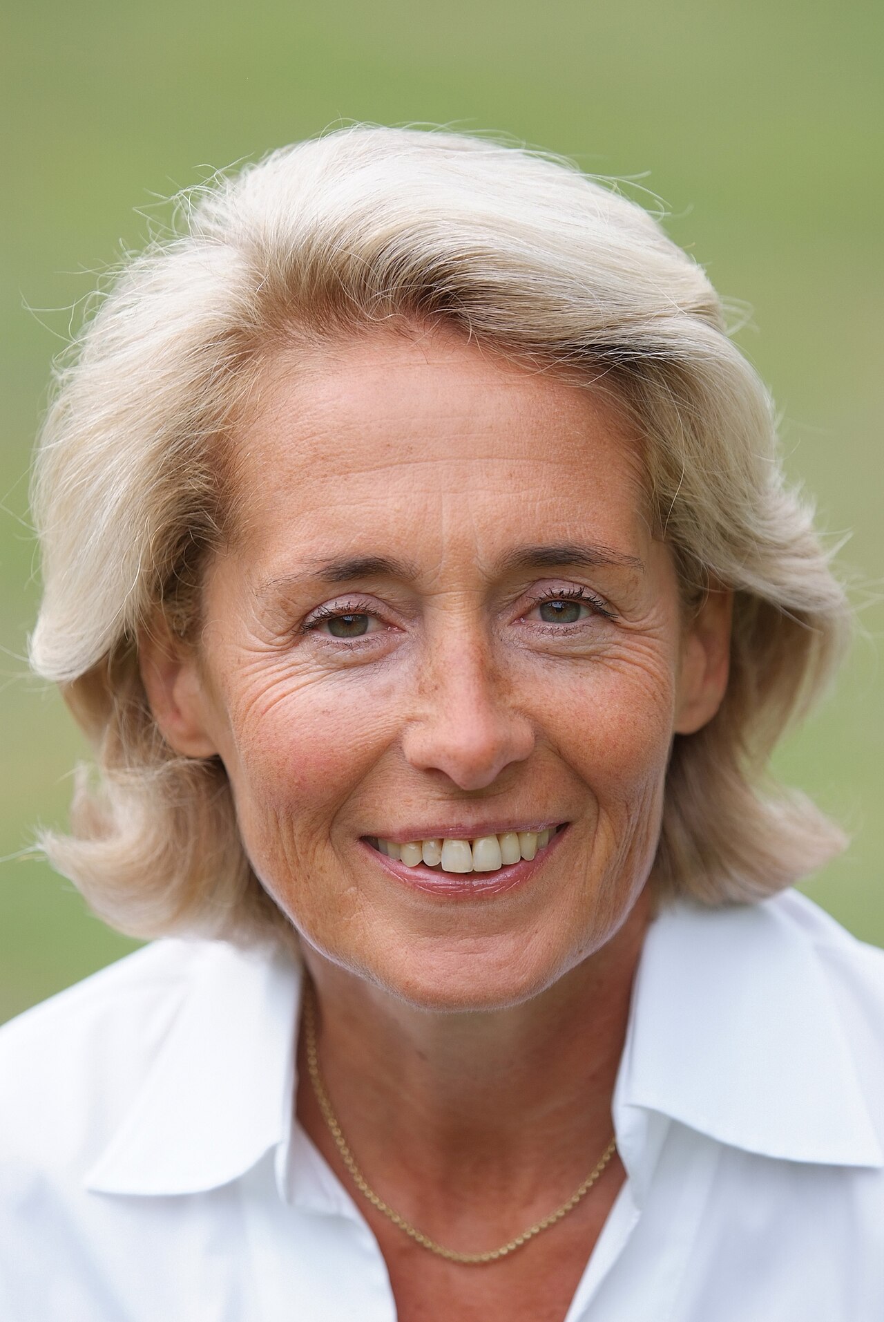 Portrait of Caroline Cayeux