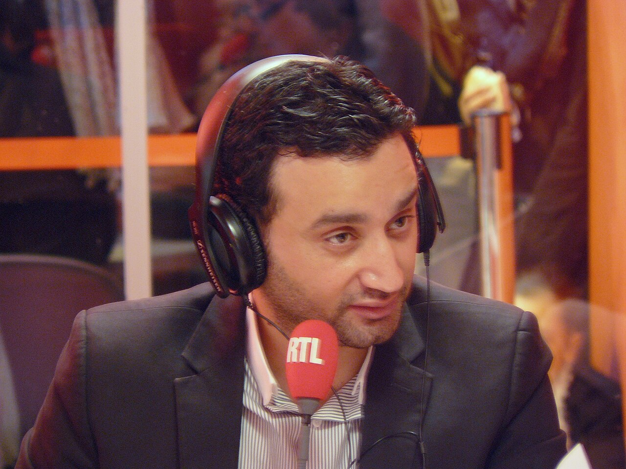 Portrait de Cyril Hanouna