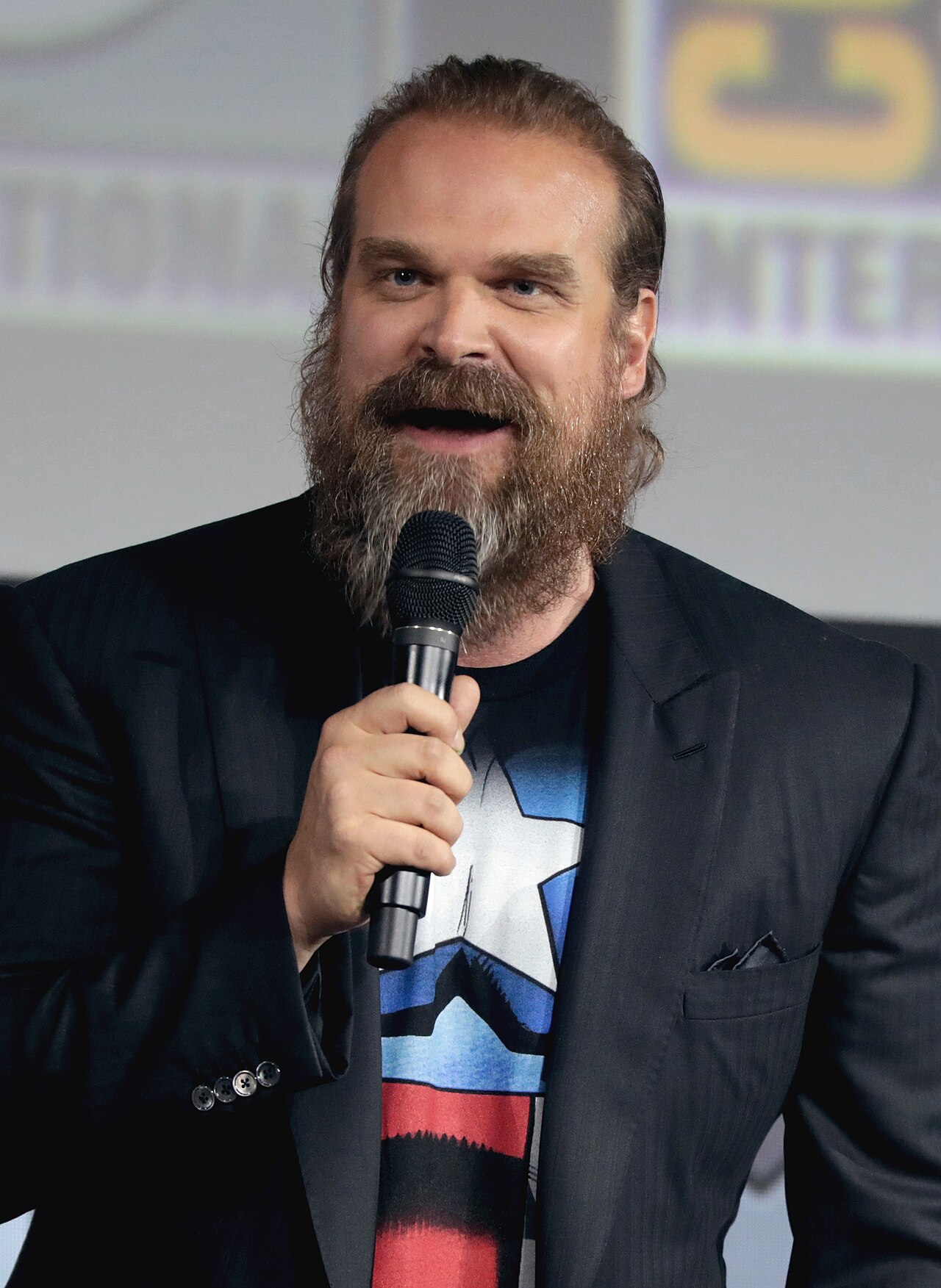 Portrait de David Harbour