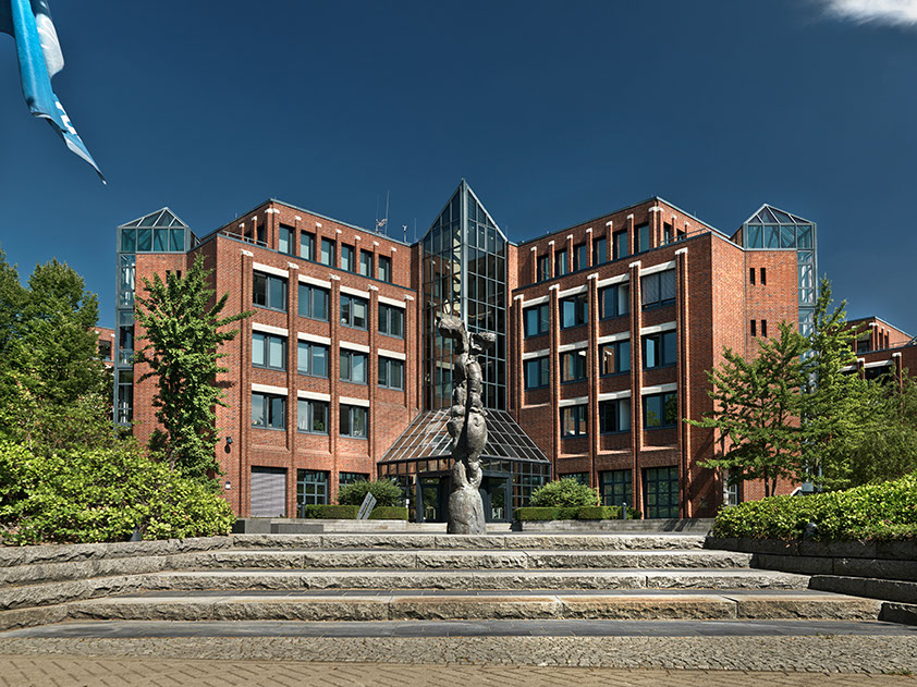 Portrait of Hannover Re