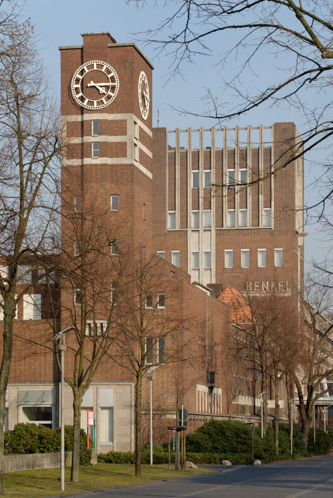 Portrait de Henkel