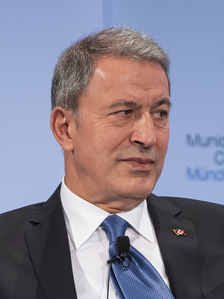 Portrait de Hulusi Akar