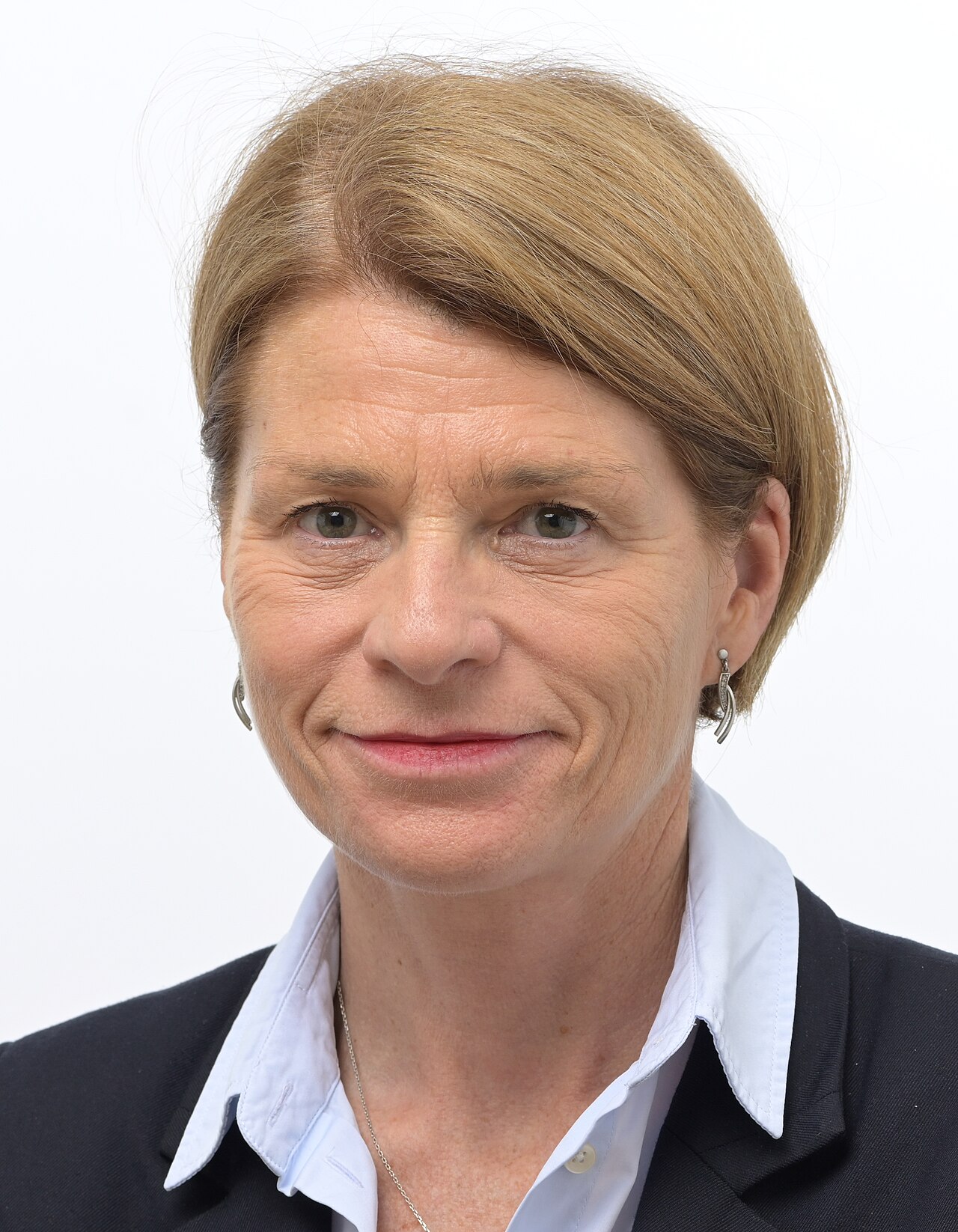 Portrait of Isabelle Le Callennec
