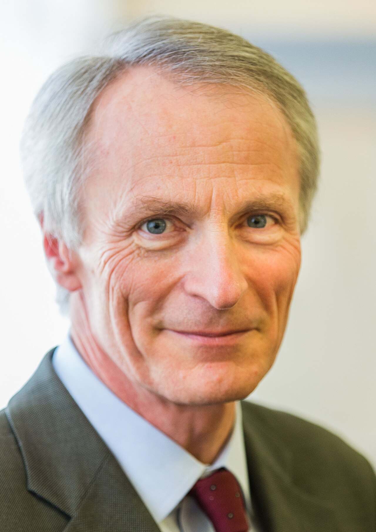 Portrait de Jean-Dominique Senard