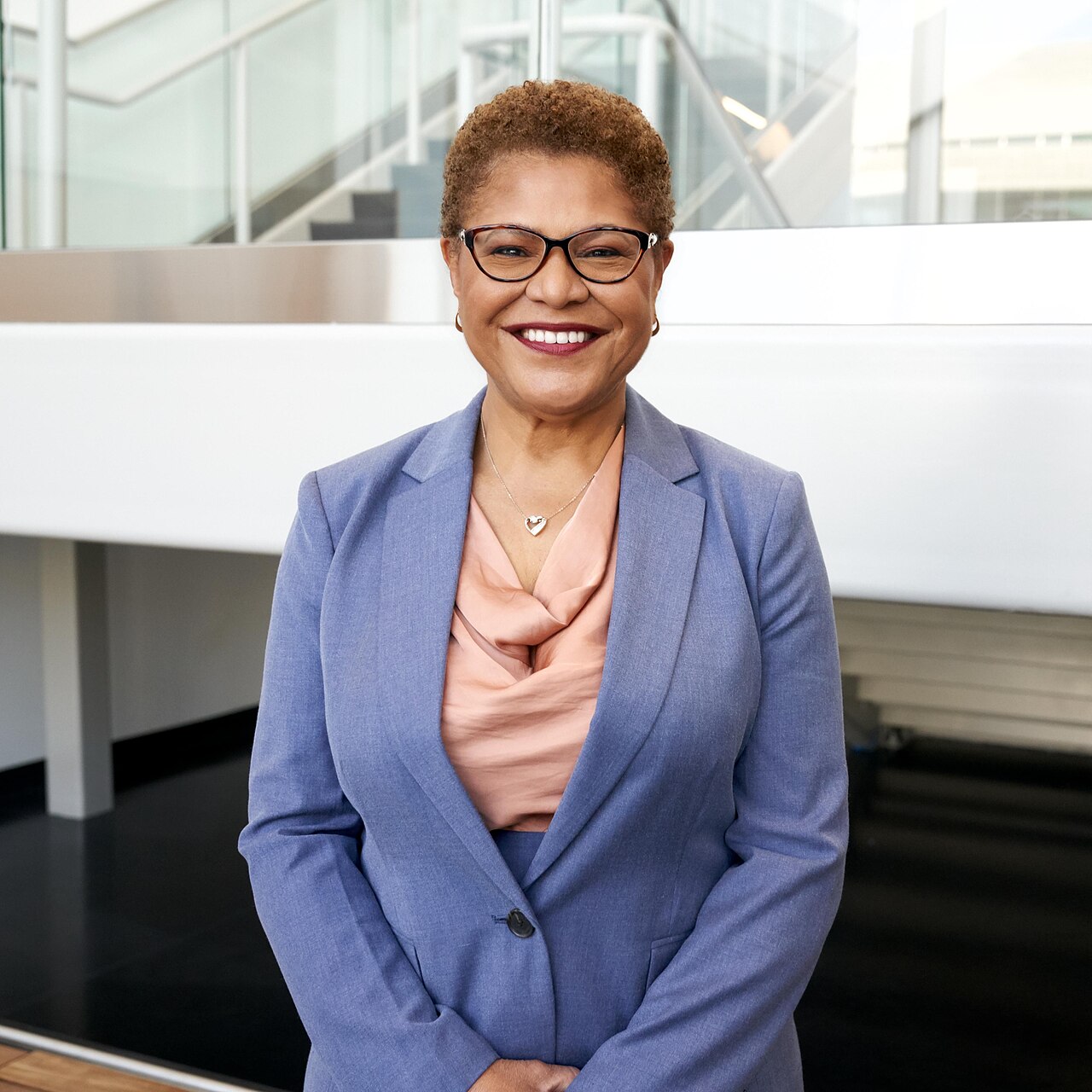 Portrait de Karen Bass