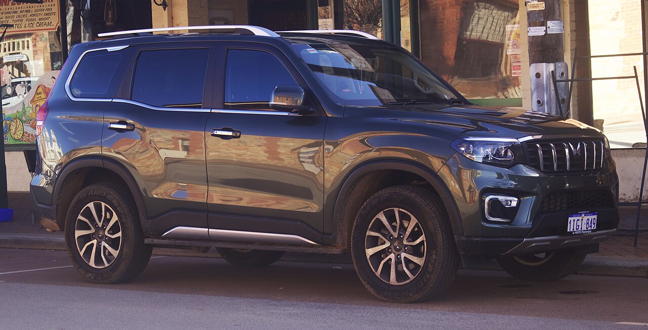Portrait of Mahindra & Mahindra