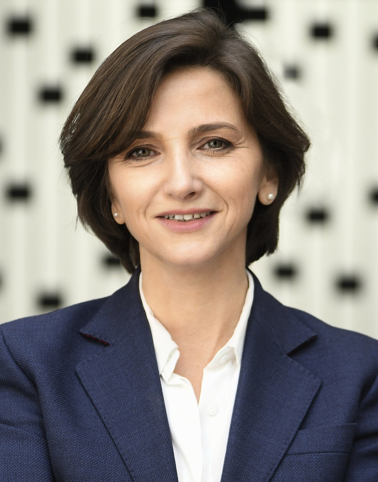 Portrait de Nathalie Elimas