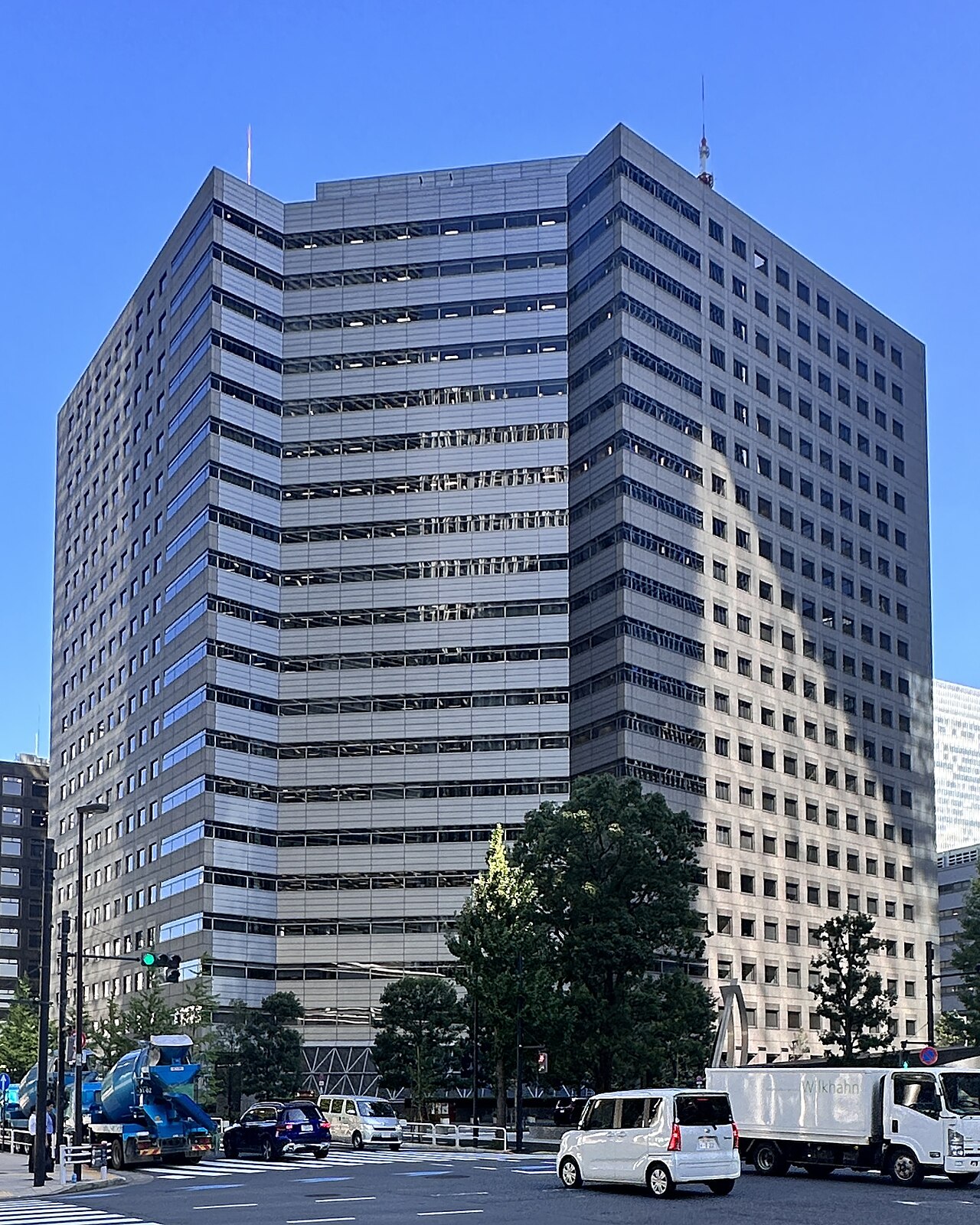 Portrait of Nomura Holdings