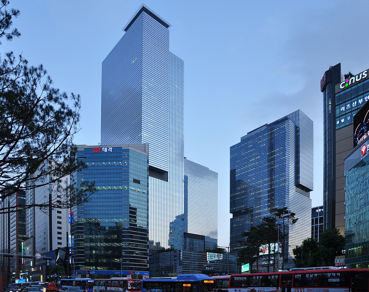 Portrait of Samsung C&T