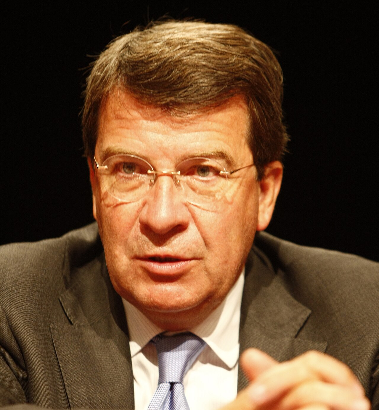 Portrait de Xavier Darcos